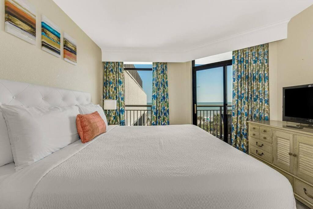 Breathtaking Oceanfront Suite Grand Cayman 451 Myrtle Beach Exteriör bild