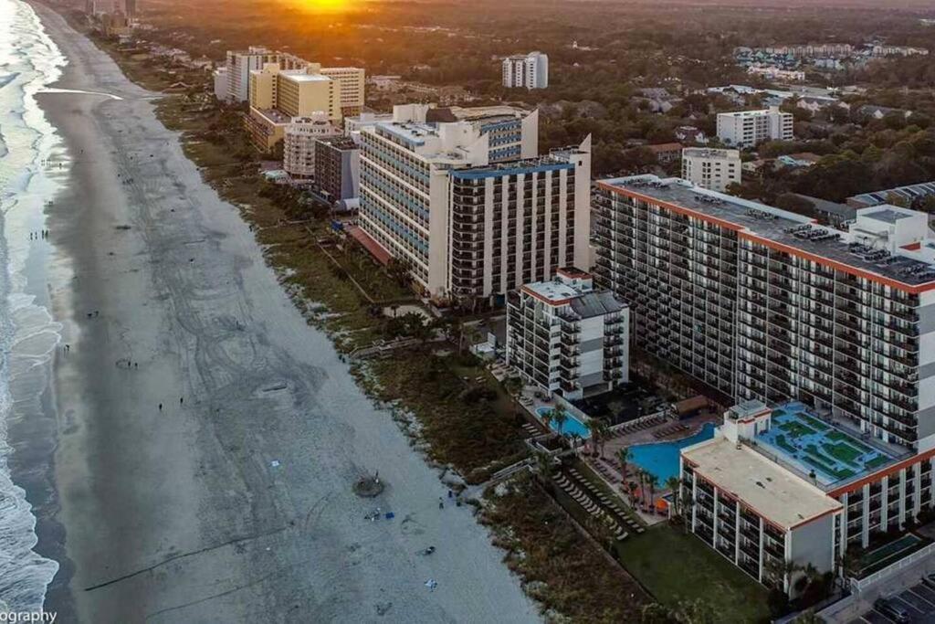 Breathtaking Oceanfront Suite Grand Cayman 451 Myrtle Beach Exteriör bild