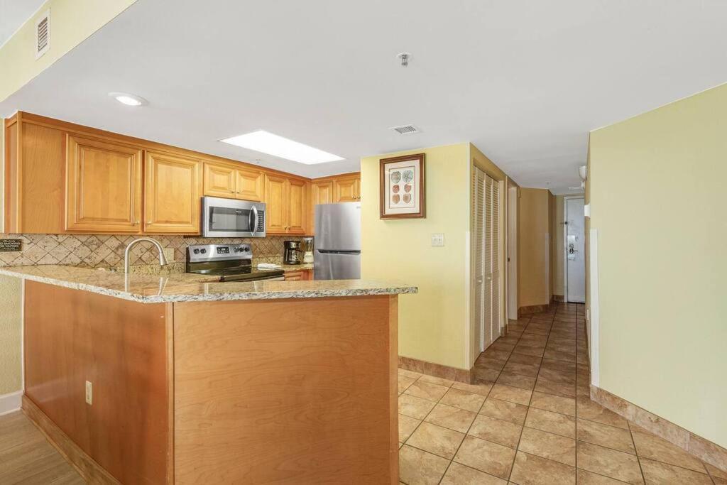 Breathtaking Oceanfront Suite Grand Cayman 451 Myrtle Beach Exteriör bild